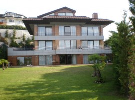 Unique Luxury Villa with 14 rooms in Beykoz