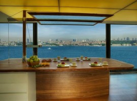 Exclusive Uskudar home with incredible view of Bosporus